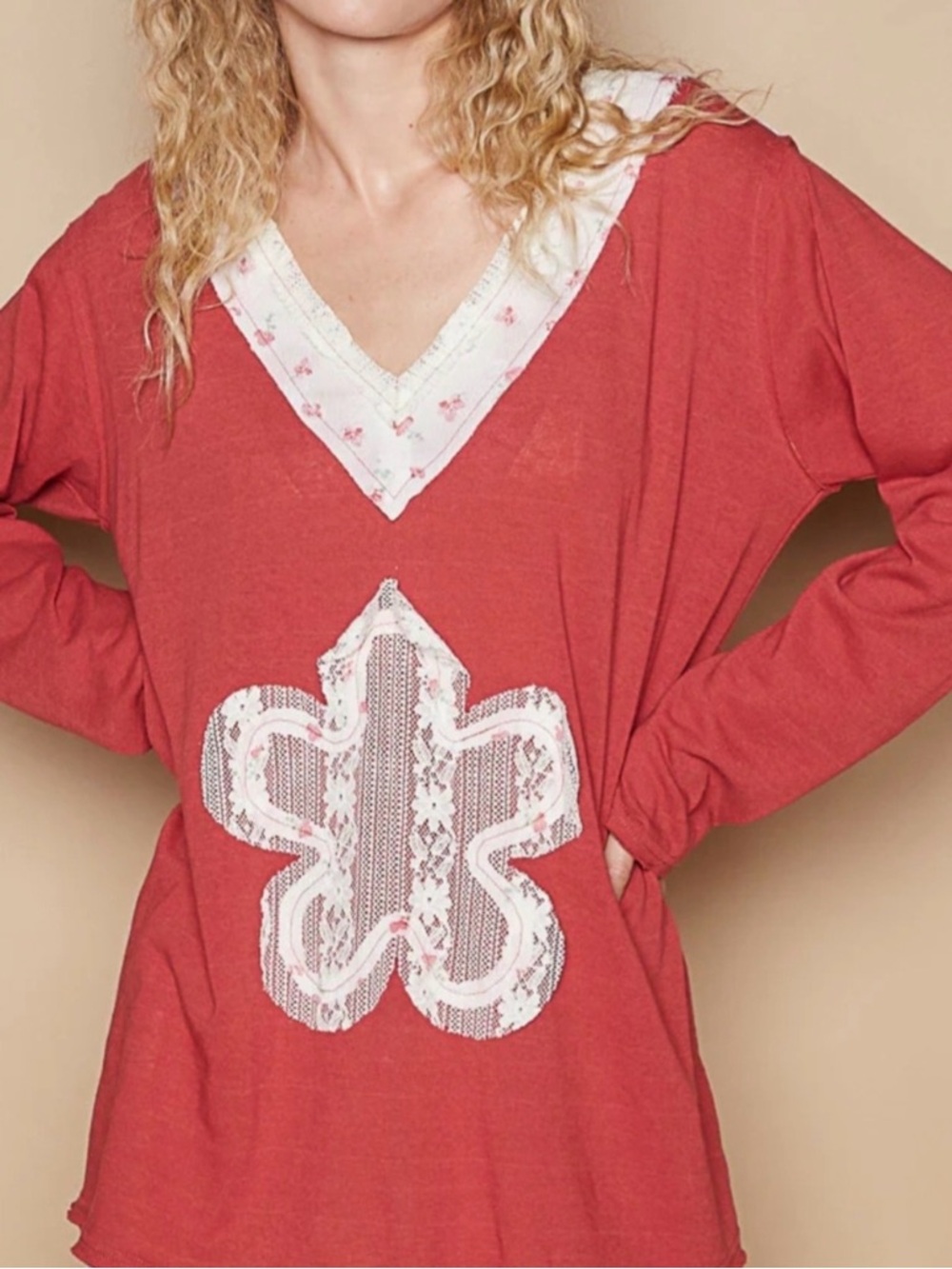 NWOT POL Coral Pink V-Neck Tunic with Lace Appliqué Sz M